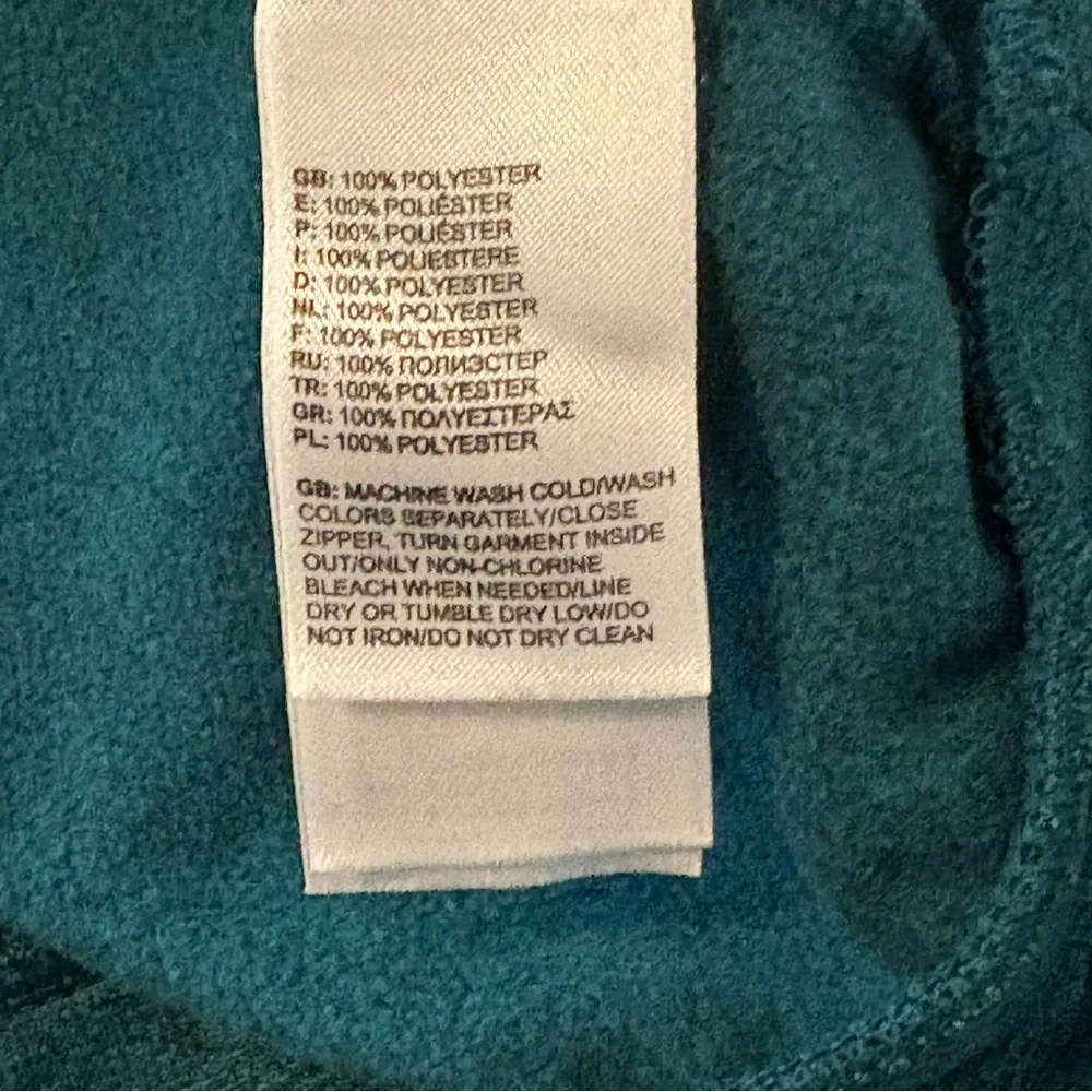 The North Face Surgent pullover hoodie. Size XL.